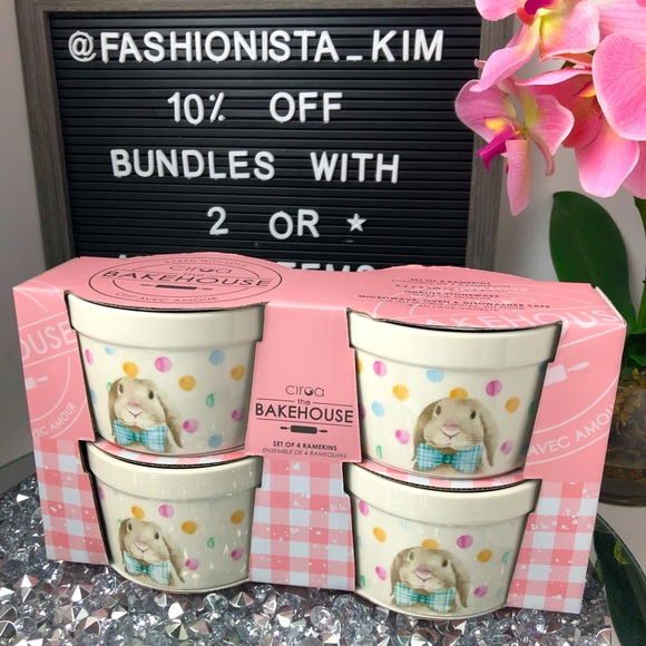 Ciroa Kitchen Bakehouse Set Of 4 Ramekins With Cute Easter Bunny